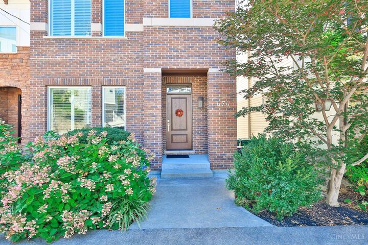 Property Photo: 474 Strafer Street OH 45226