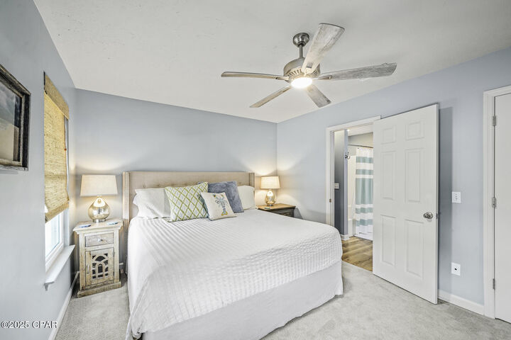 Property Photo: 8184 W Highway 98 FL 32456