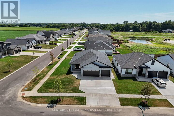 Property Photo:  303 Nancy Street  ON N0L 1J0 