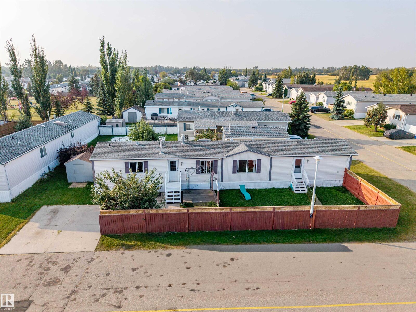 Property Photo:  3338 Lakeview Road NW  AB T5S 2R8 