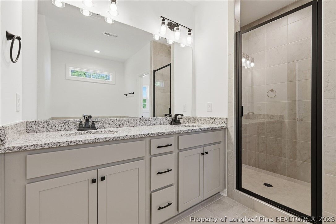 Property Photo:  509 Autumn Leaf Court  NC 28358 
