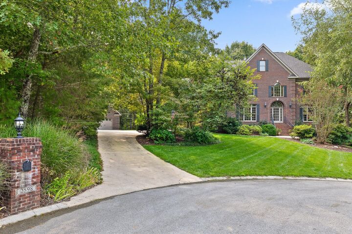 Property Photo: 2598 Bristlecone Lane TN 37377