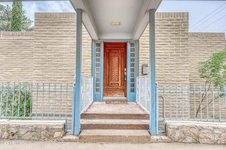 3011 Piedmont Drive  El Paso TX 79902 photo