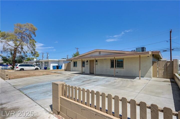 Property Photo:  612 Brush Street  NV 89107 