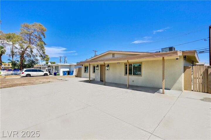 Property Photo:  612 Brush Street  NV 89107 