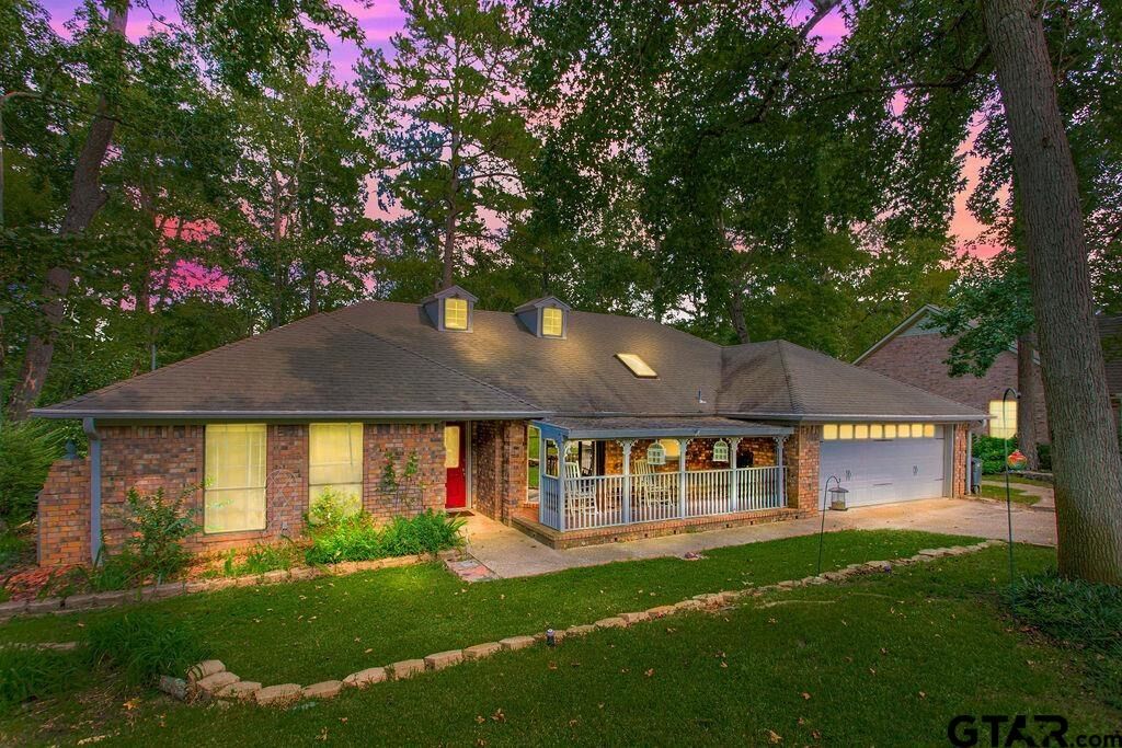 Property Photo:  1511 Dolly Lane  TX 75771 