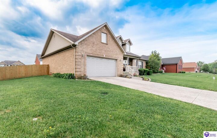 Property Photo:  131 Piedmont Drive East  KY 40175 