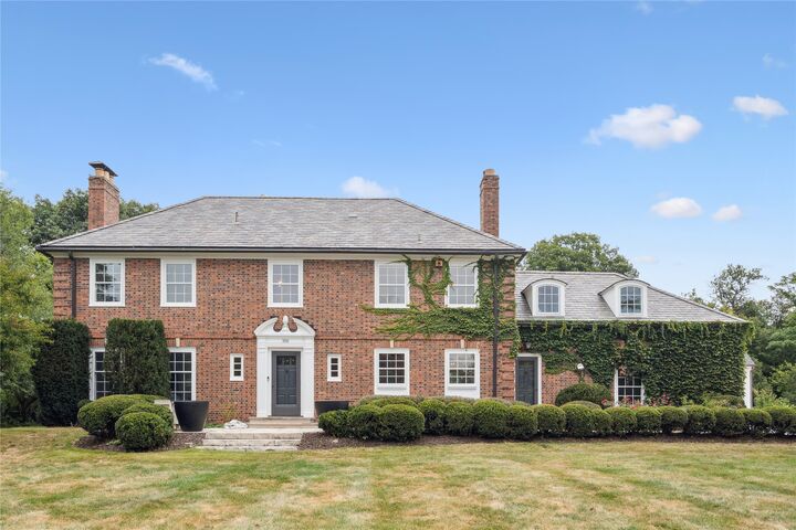 3511 Saint Johns Road  Des Moines IA 50312 photo