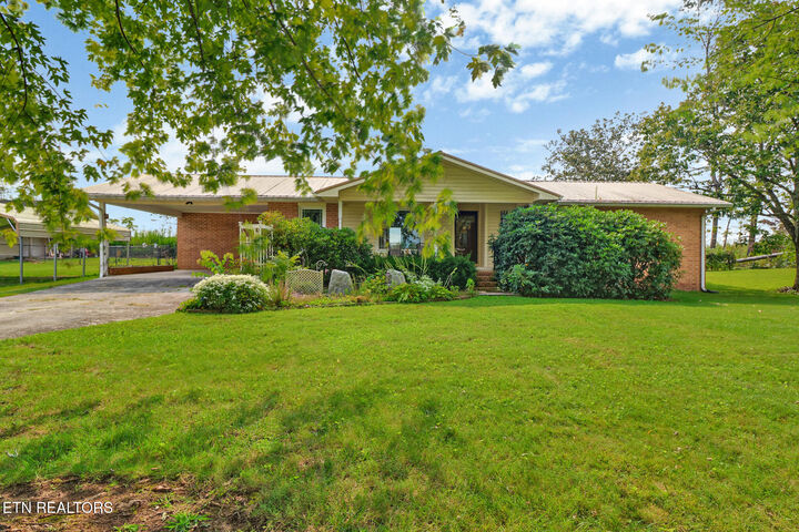 Property Photo: 245 Crestview Drive TN 38555