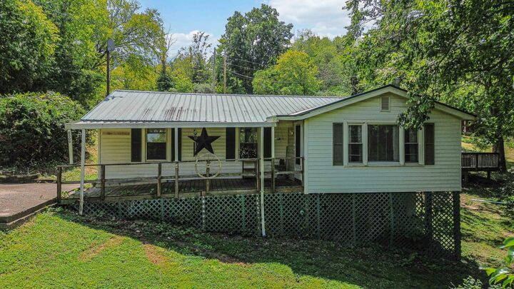 Property Photo:  6309 Old Jacks Creek Road  KY 40515 