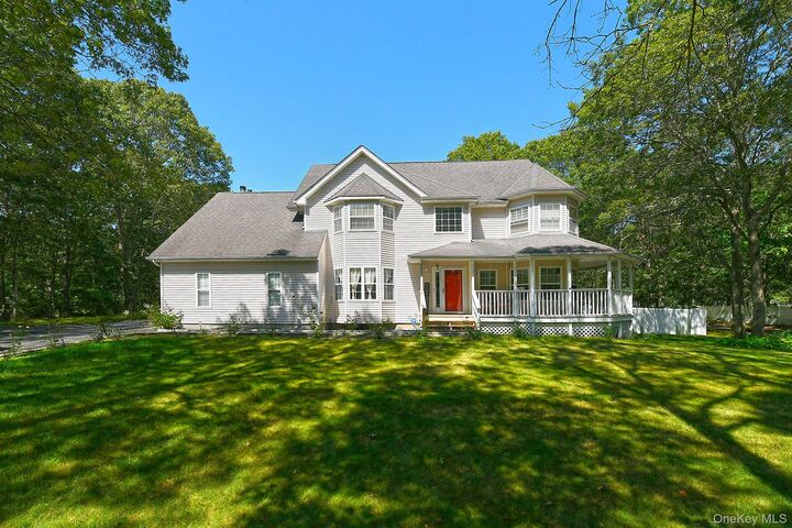 Property Photo: 187 Robinson Avenue NY 11763