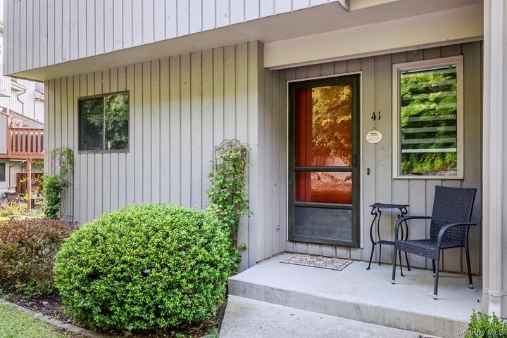 Property Photo:  41 Rondout Harbor  NY 12466 