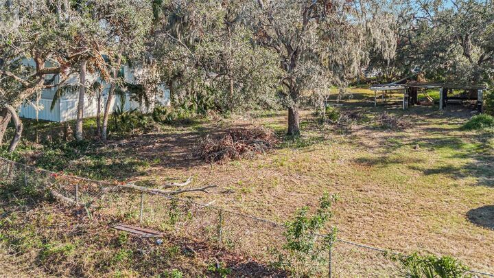 Property Photo:  0 Palm Ave  FL 33534 