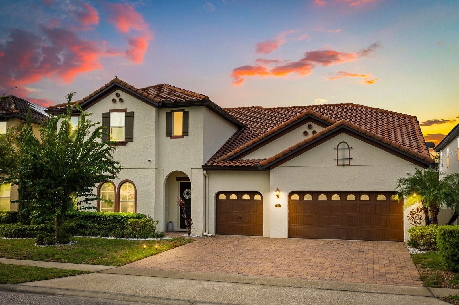 Property Photo:  8143 Chilton Drive  FL 32836 