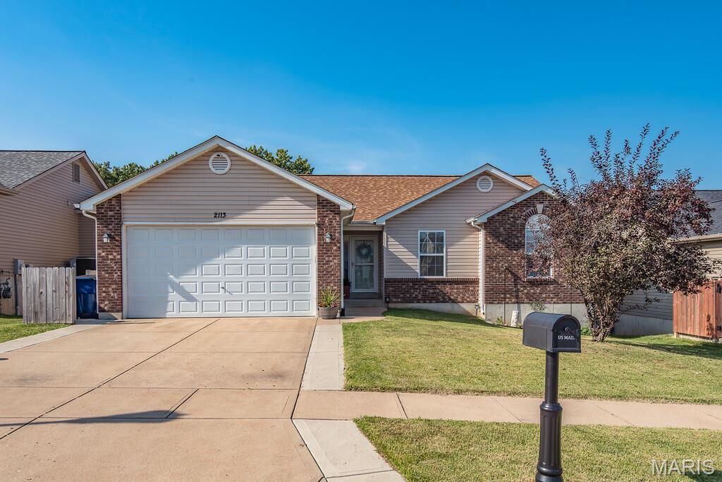 Property Photo: 2113 Providence Park Lane MO 63048