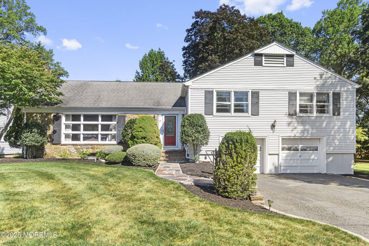 Property Photo:  19 Edgewood Drive  NJ 07728 