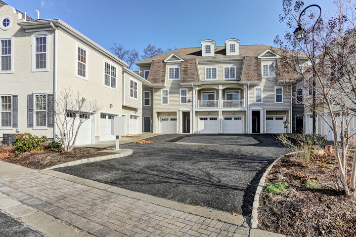 802 Abby Road  Middletown NJ 07748 photo