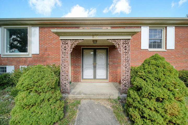 Property Photo:  812 Hazelwood Boulevard  MI 49203 