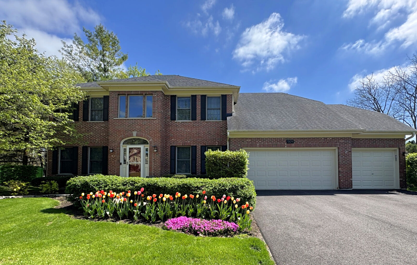 Property Photo:  509 Steeplechase Road  IL 60174 