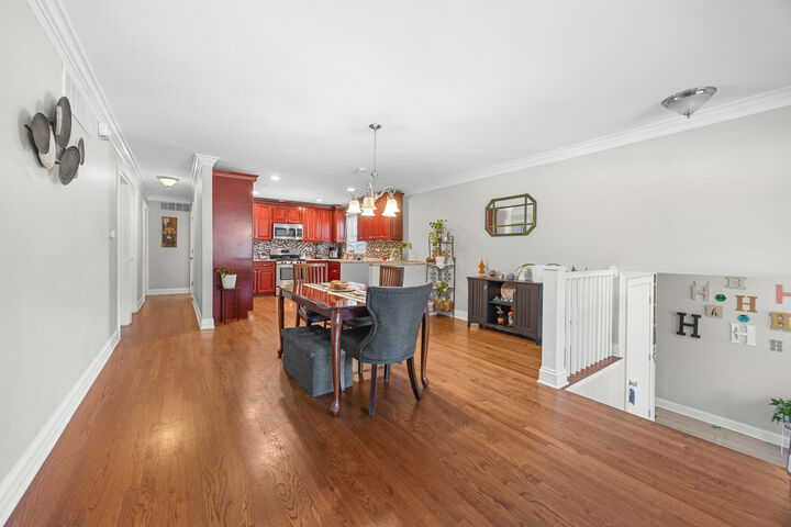 Property Photo: 573 Maple Avenue IL 60532