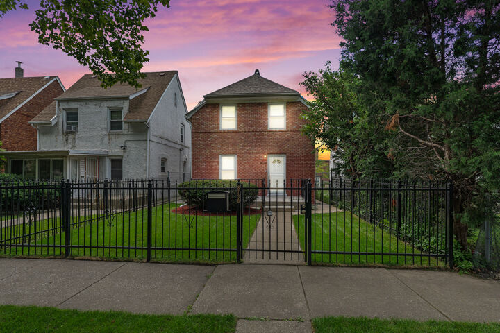 Property Photo:  8730 S Wabash Avenue  IL 60619 
