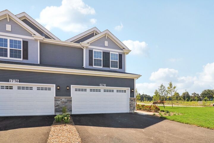 Property Photo:  1739 Baler Avenue  IL 60503 