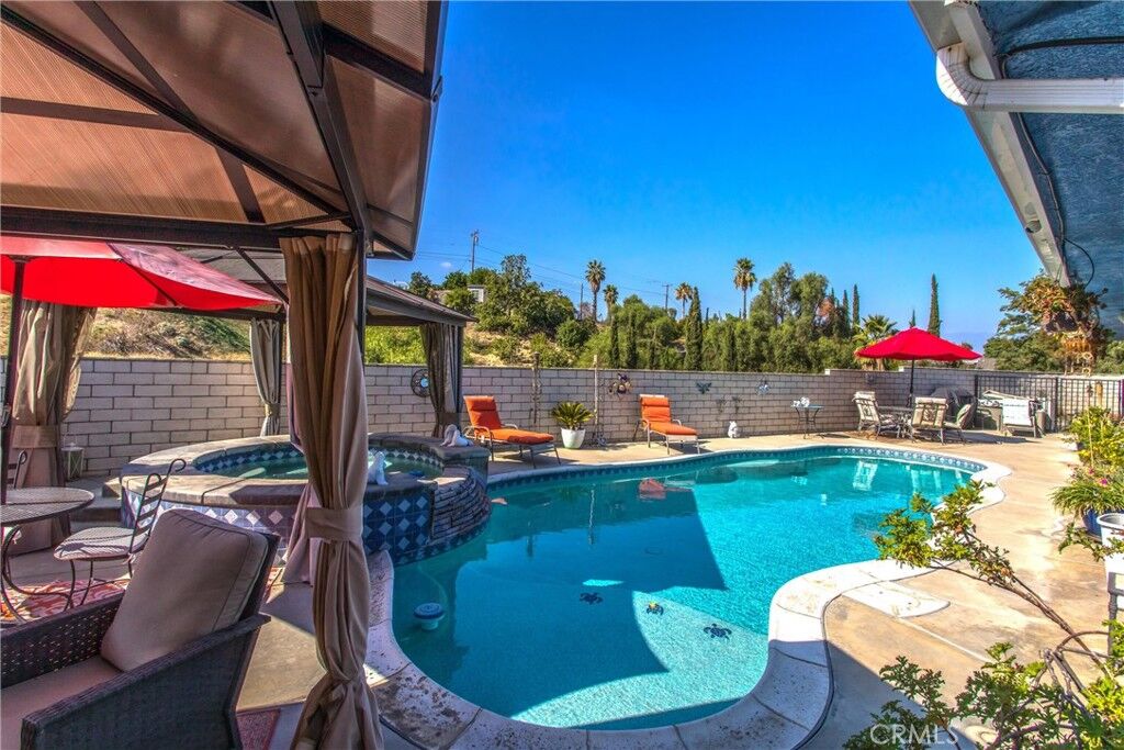 Property Photo: 24750 Anderson Way CA 92354