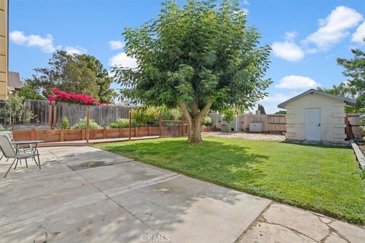 Property Photo:  214 E. Bennett Street  CA 93444 