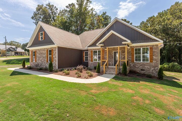 Property Photo:  1137 Cheyenne Drive  AL 35907 