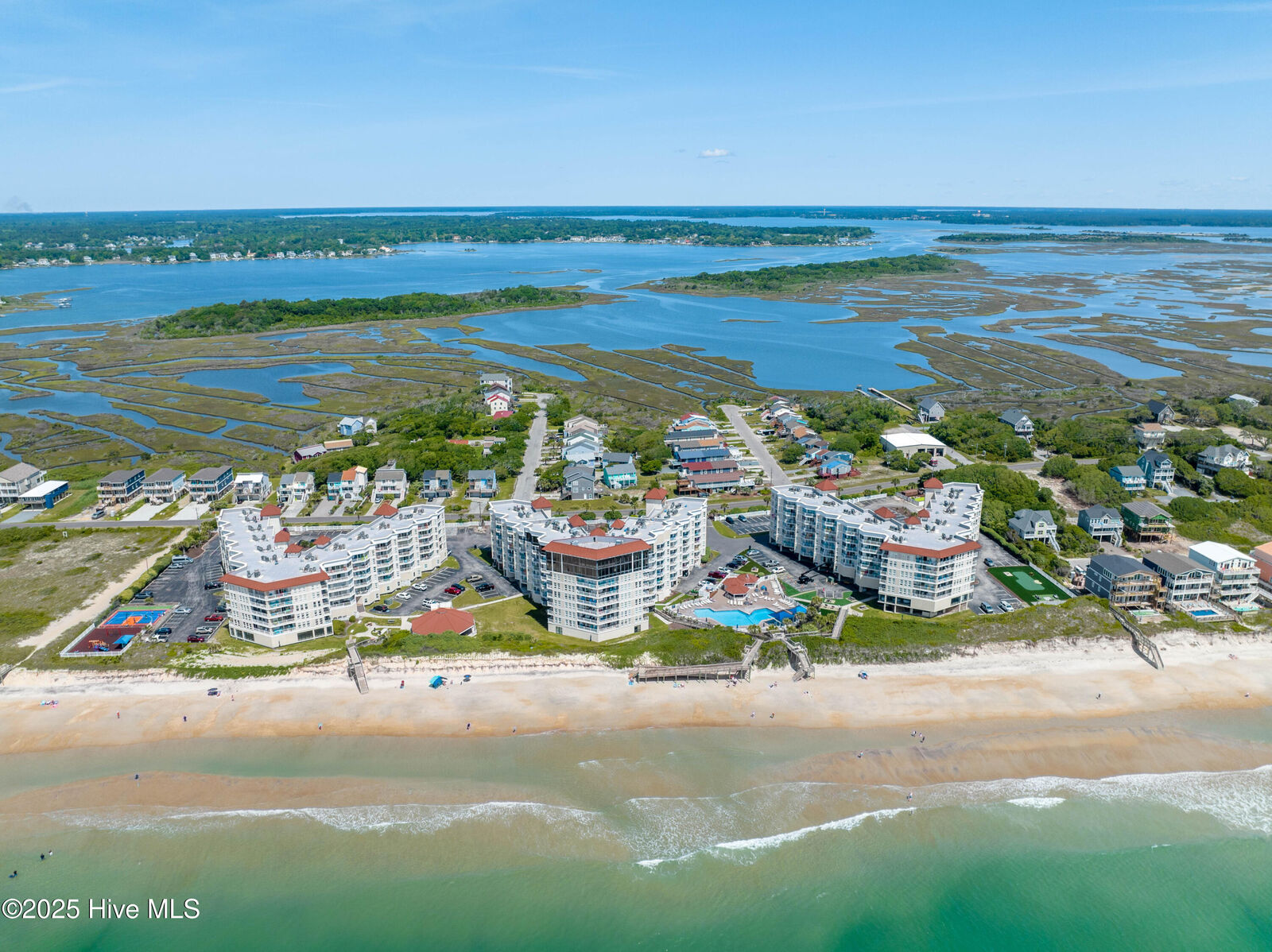 Property Photo:  2000 New River Inlet Road 3510  NC 28460 