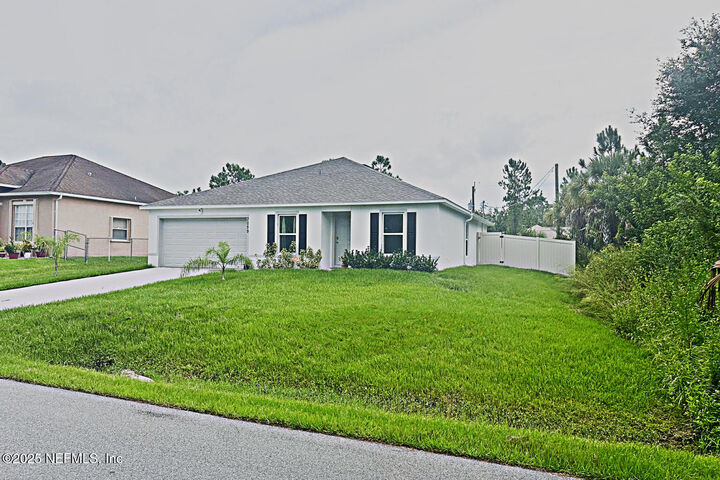 Property Photo:  3059 SE Tivoli Avenue  FL 32909 