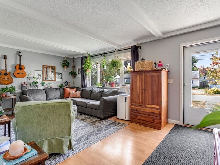 Property Photo: 7 Mohawk Avenue VT 05451