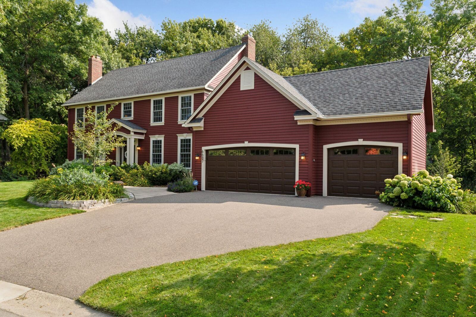 Property Photo:  6687 Mulberry Circle E  MN 55317 