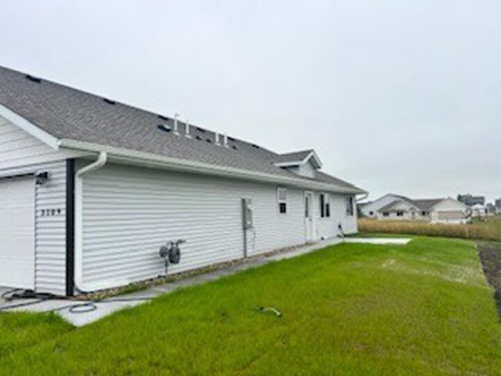 Property Photo:  3109 Scotch Lane  MN 56001 