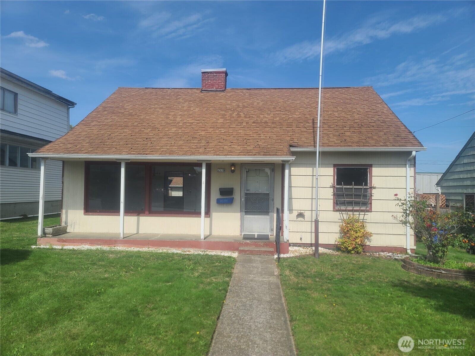 Property Photo: 1119 S 64th Street St WA 98408