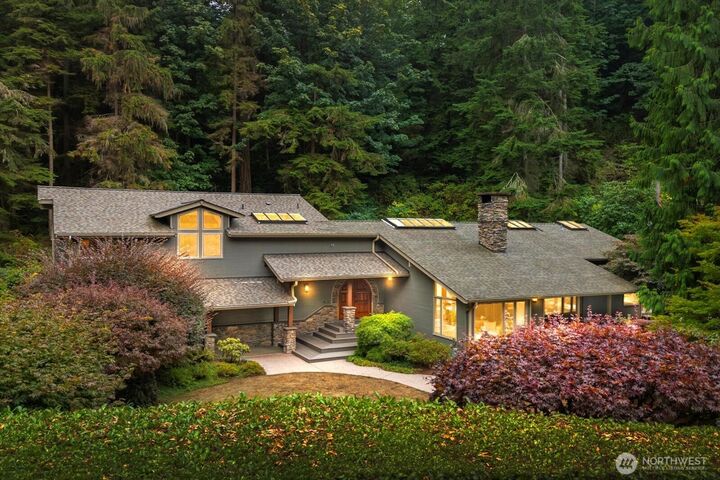 11130 S Deer Drive  Woodway WA 98020 photo