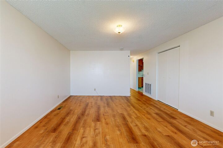 Property Photo:  1554 E Alder Street  WA 99362 