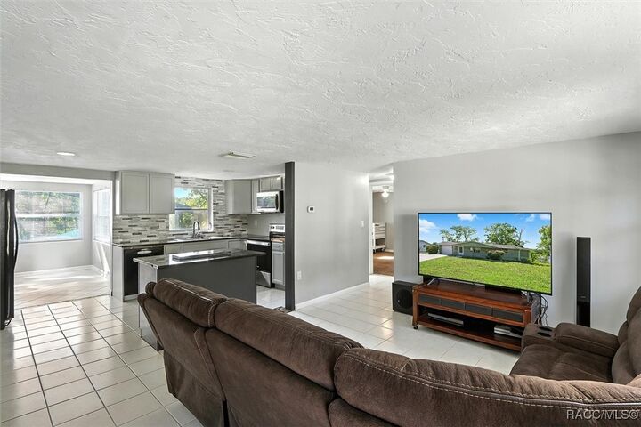 Property Photo: 99 S Lucille Street FL 34465