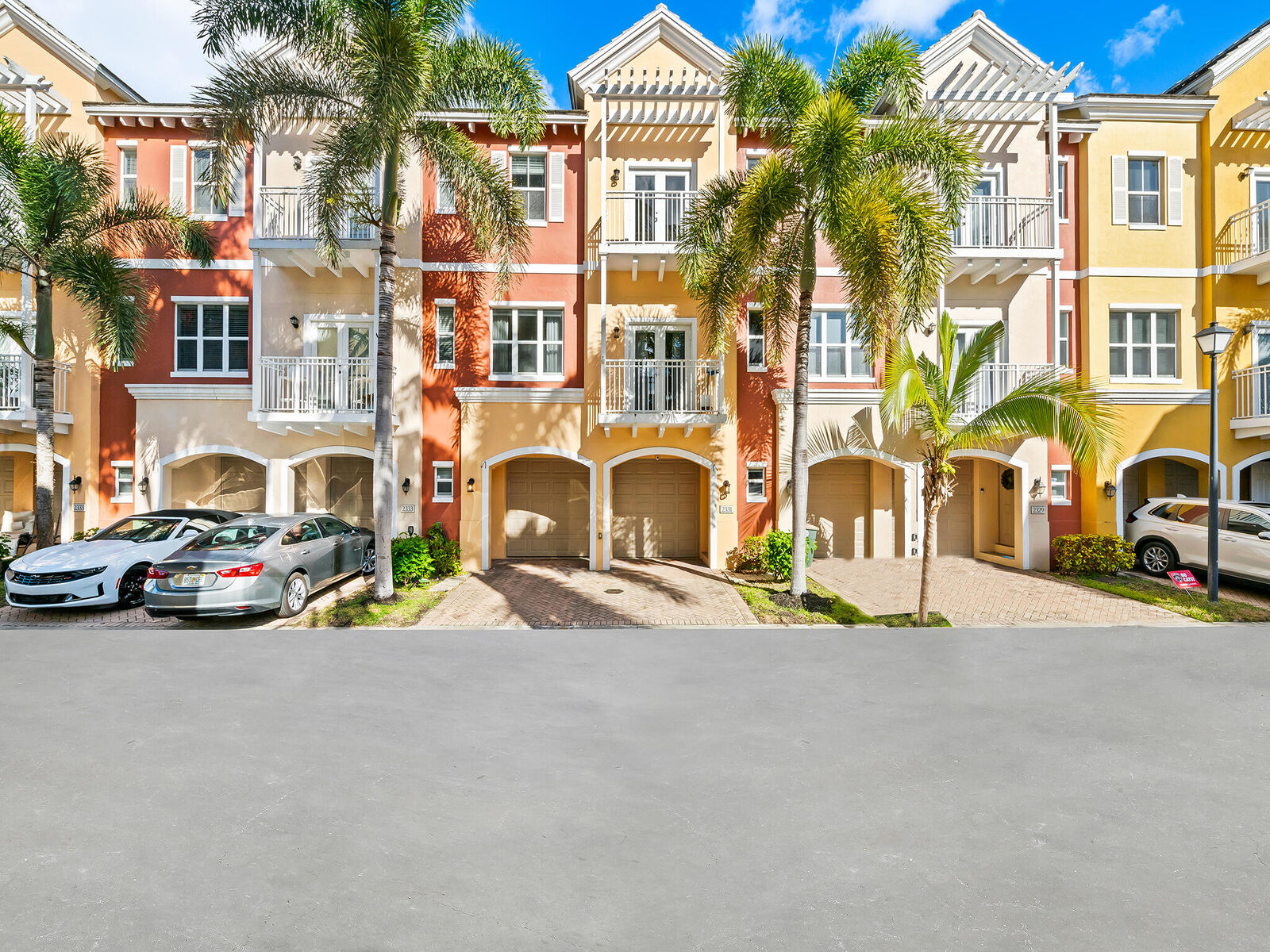 Property Photo:  2331 Vintage Drive  FL 33064 