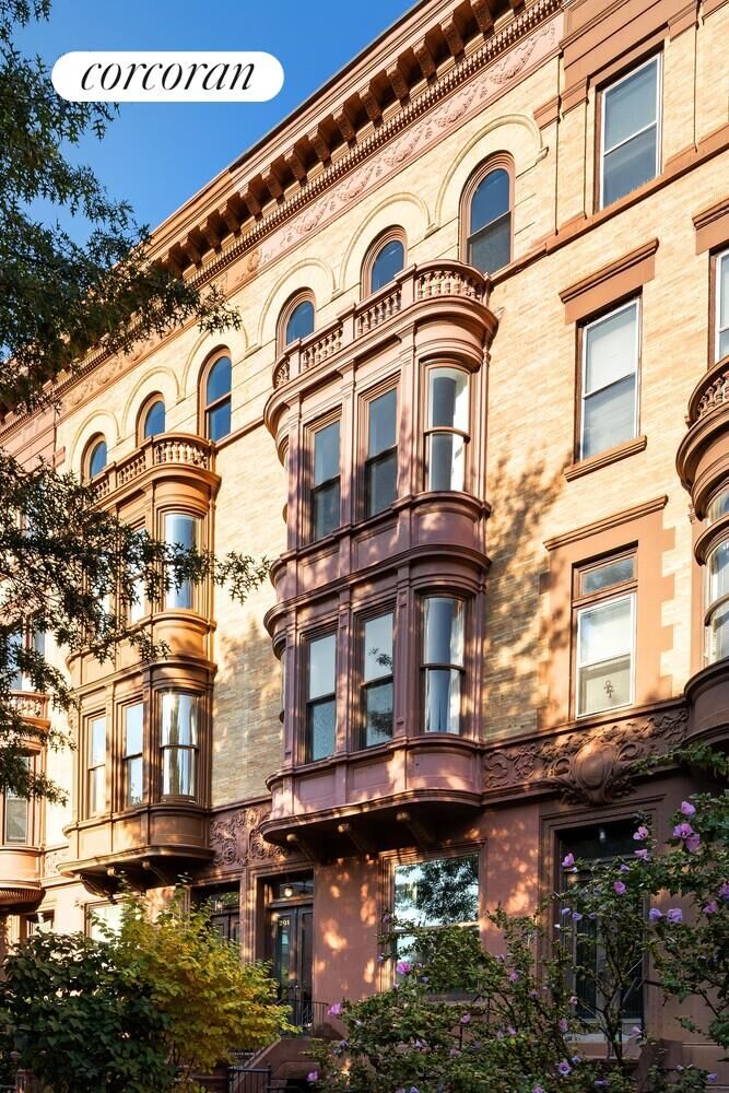Property Photo:  291 Clinton Avenue  NY 11205 