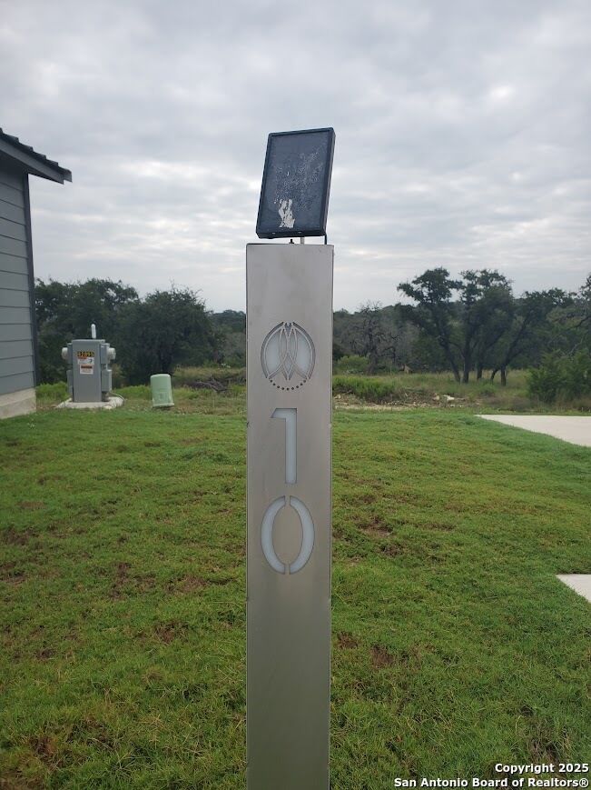 Property Photo: 5386 Ranch Road 1376 #10 TX 78624