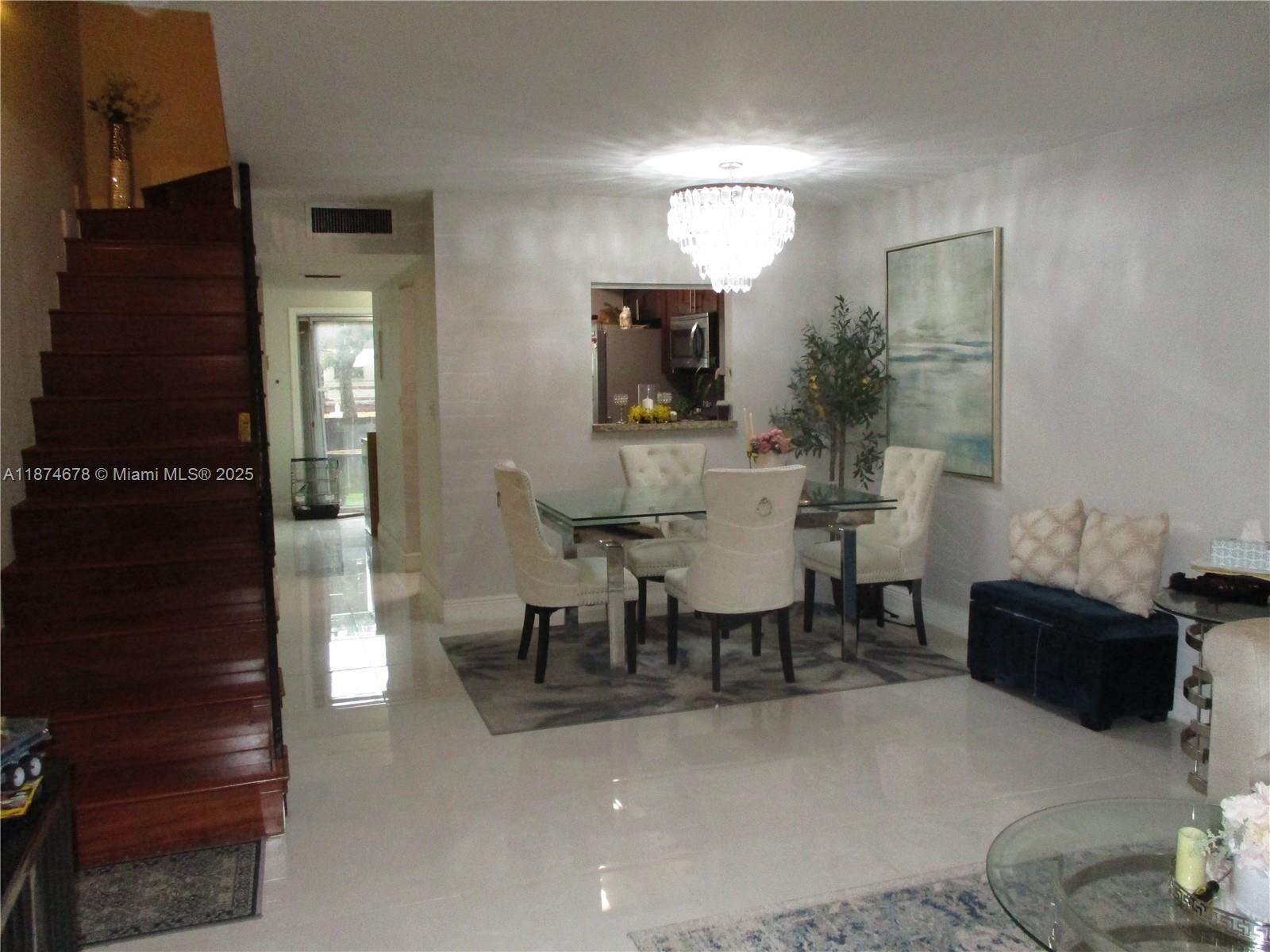 Property Photo: 2831 Pierce St 205 FL 33020