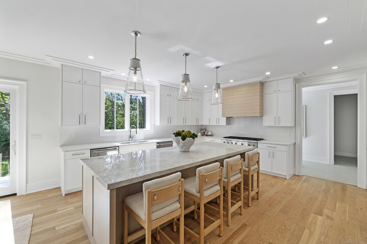 Property Photo:  32 Webb Road  CT 06880 