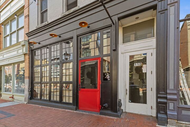 Property Photo: 110 Washington Street Apt 202 CT 06854