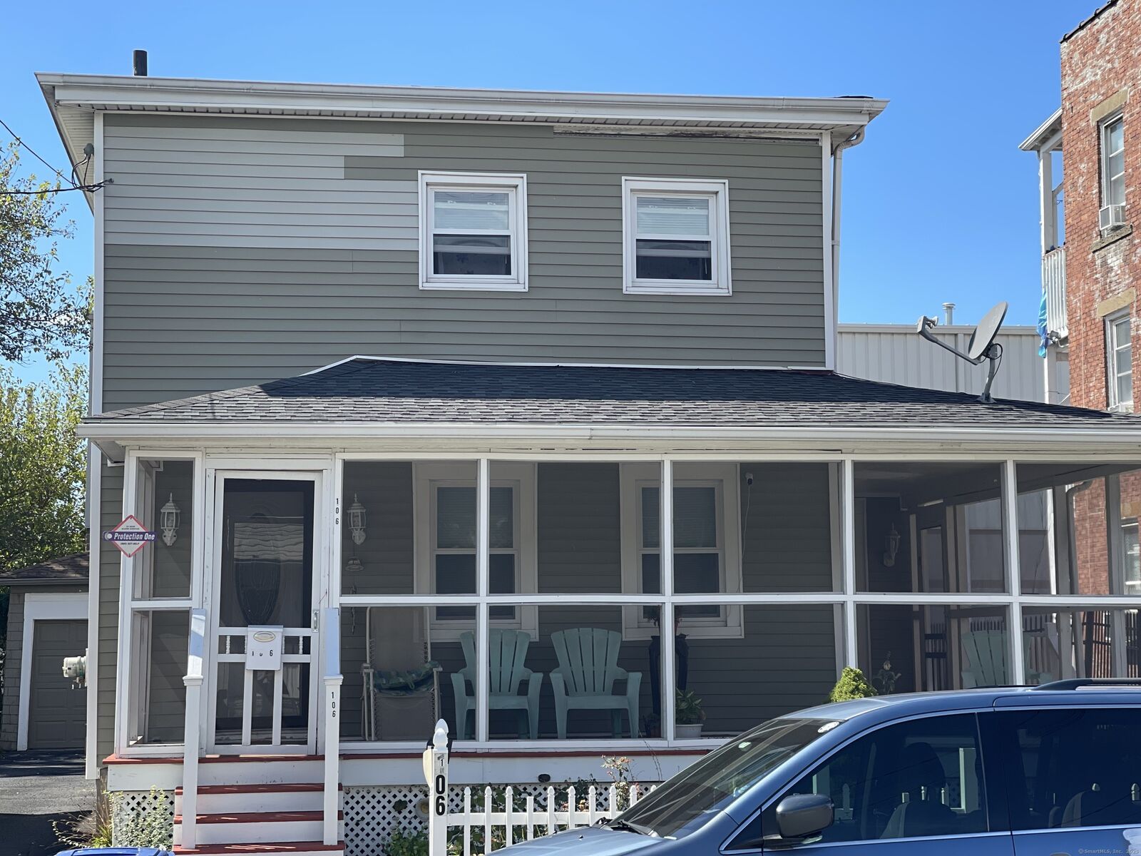 Property Photo:  106 Elizabeth Street  CT 06610 