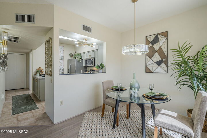 Property Photo: 1382 W Camino Tolteca AZ 85622