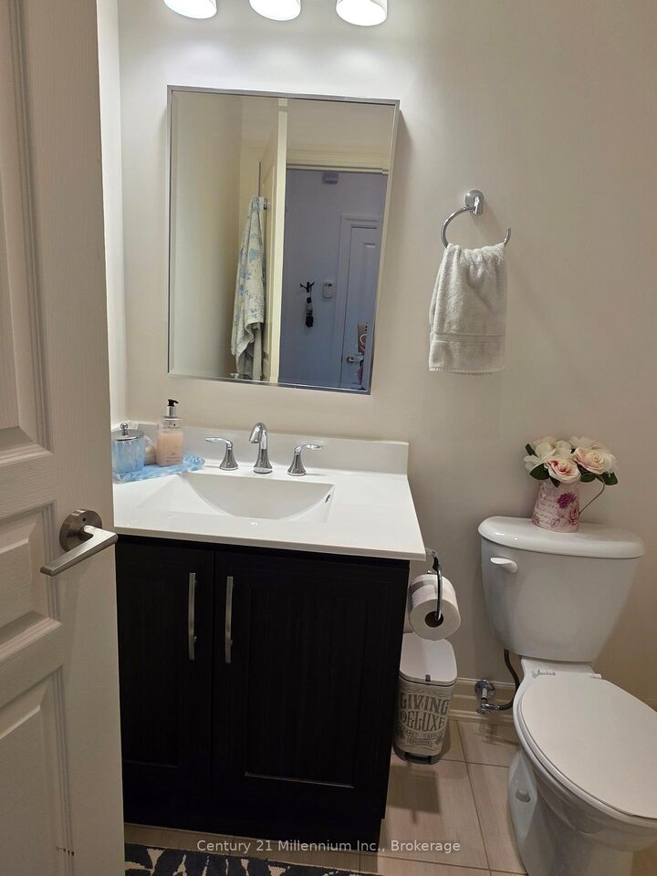 Photo de la propriété: 1 Shipyard Lane 203 ON L9Y 0W2