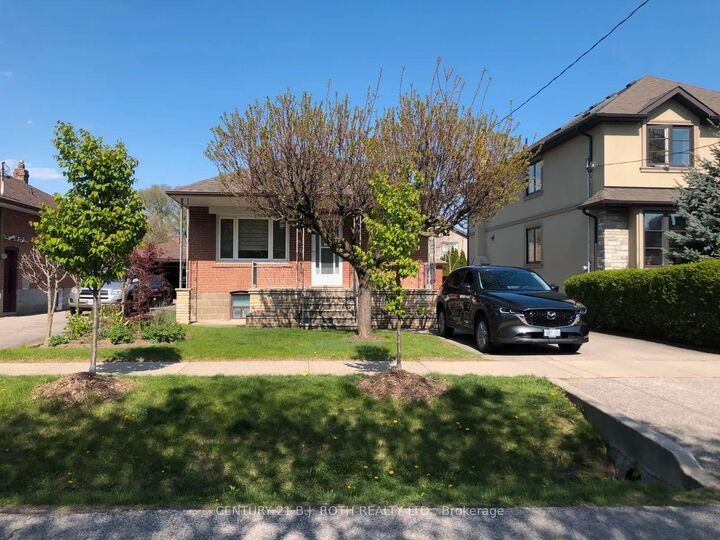 7 Ashmore Avenue Lower  Toronto ON M8Z 4C5 photo