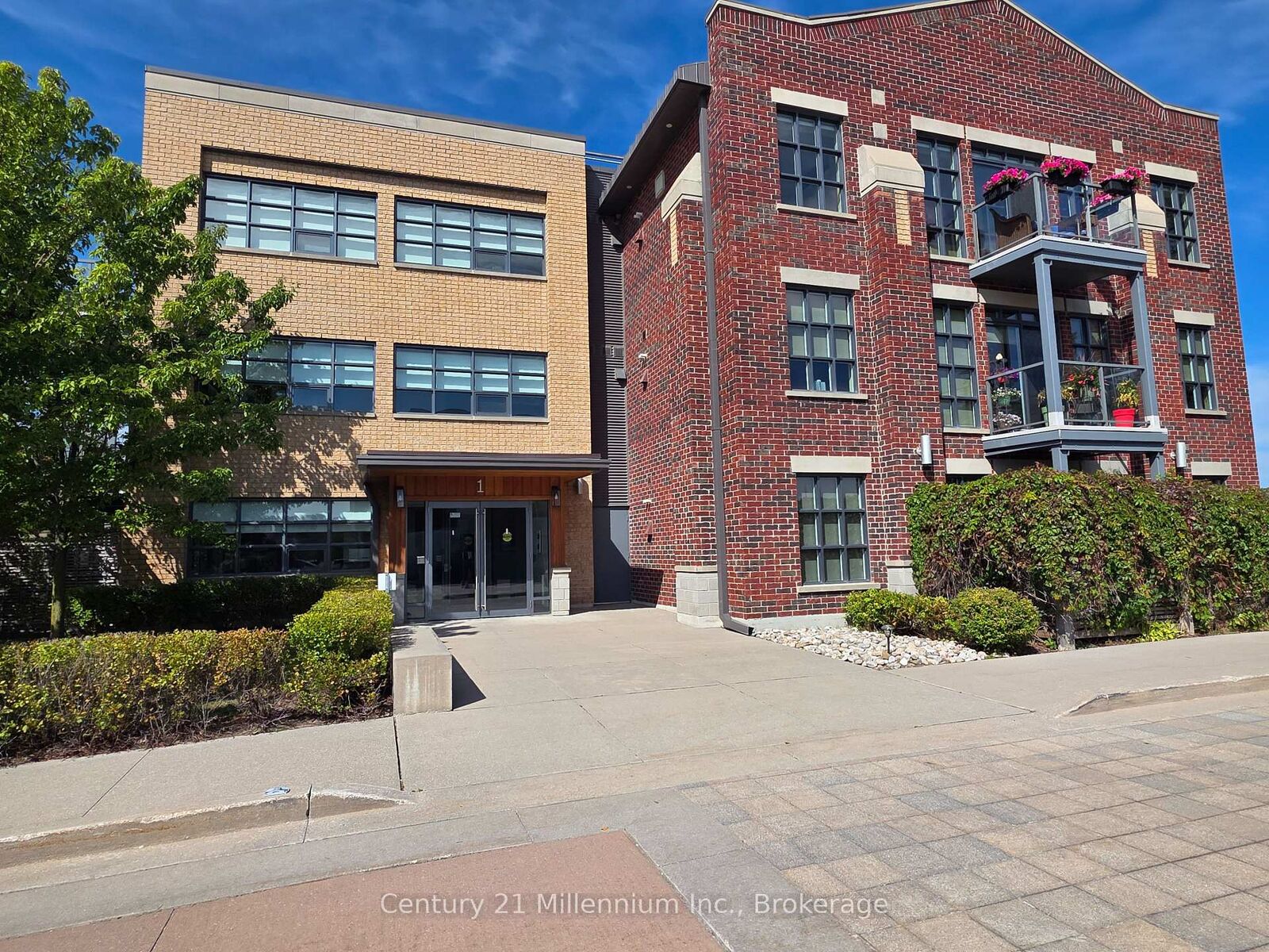 Property Photo:  1 Shipyard Lane 203  ON L9Y 0W2 
