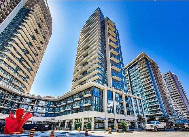 Property Photo: 51 East Liberty Street 1802 ON M6K 3P8